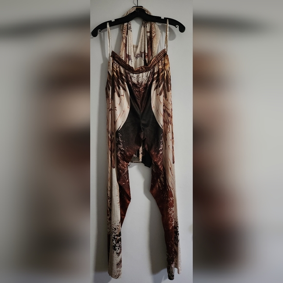 Victor Dzenk outfit size Med - Picture 3 of 14